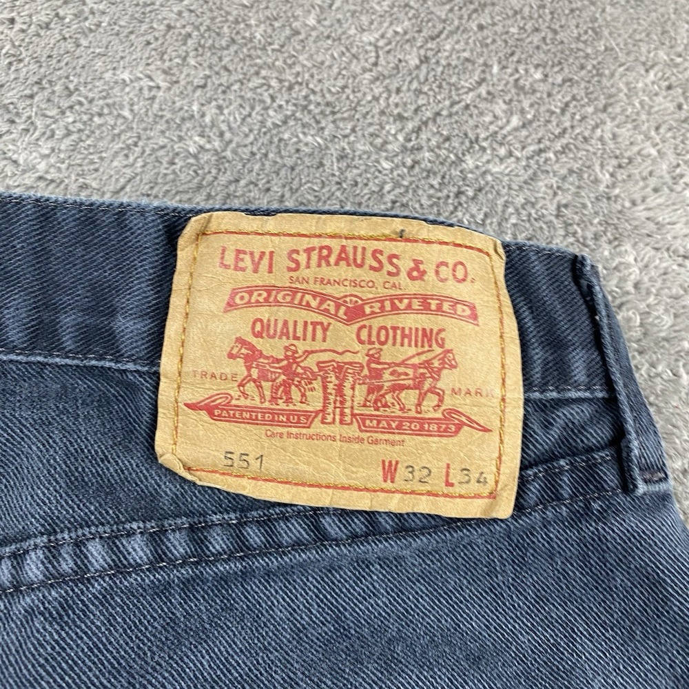 Levis 551 Straight Leg Jeans Mens 32x30 Black Denim‎ Button Fly Mid Rise - Picture 15 of 15